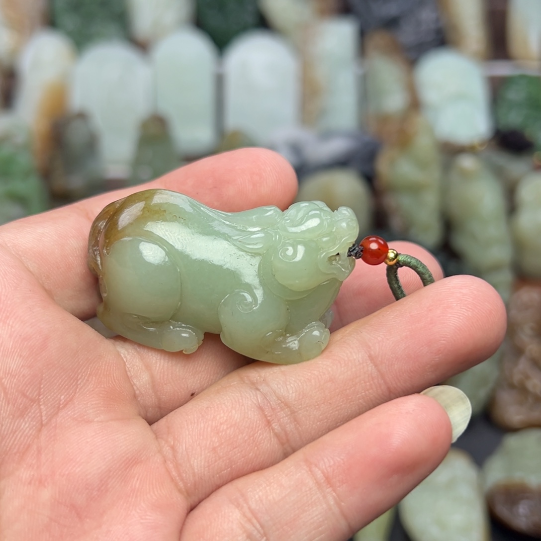 和田玉未镶嵌挂件