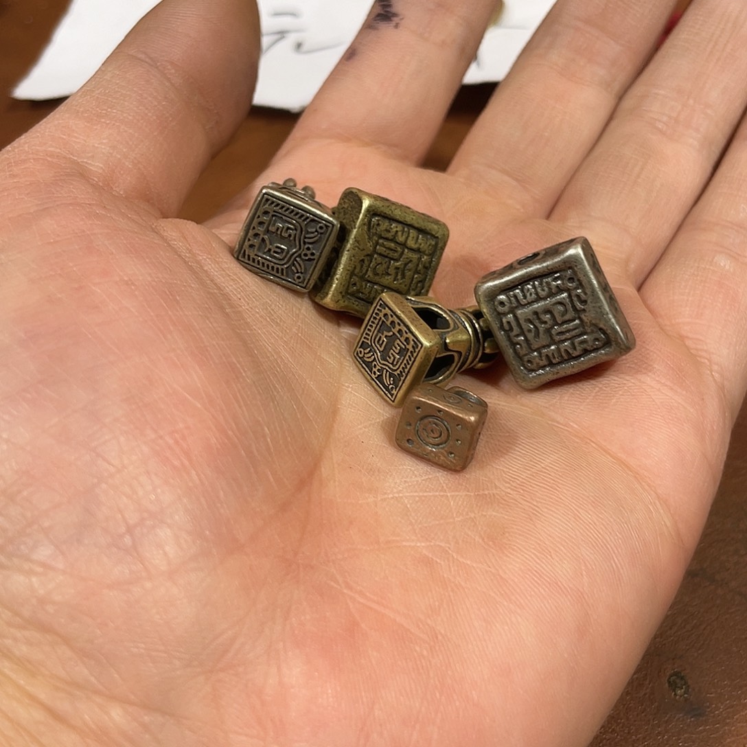 东西很好看很好看