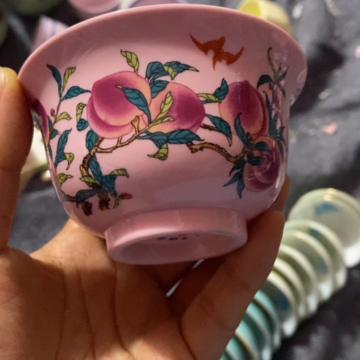 摆件陶红稀土寿桃压手杯