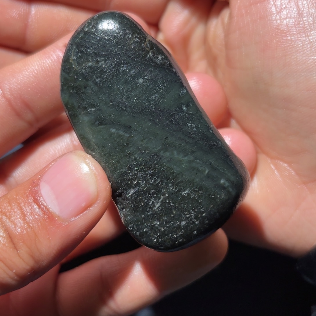 和田玉未镶嵌珠宝奇石