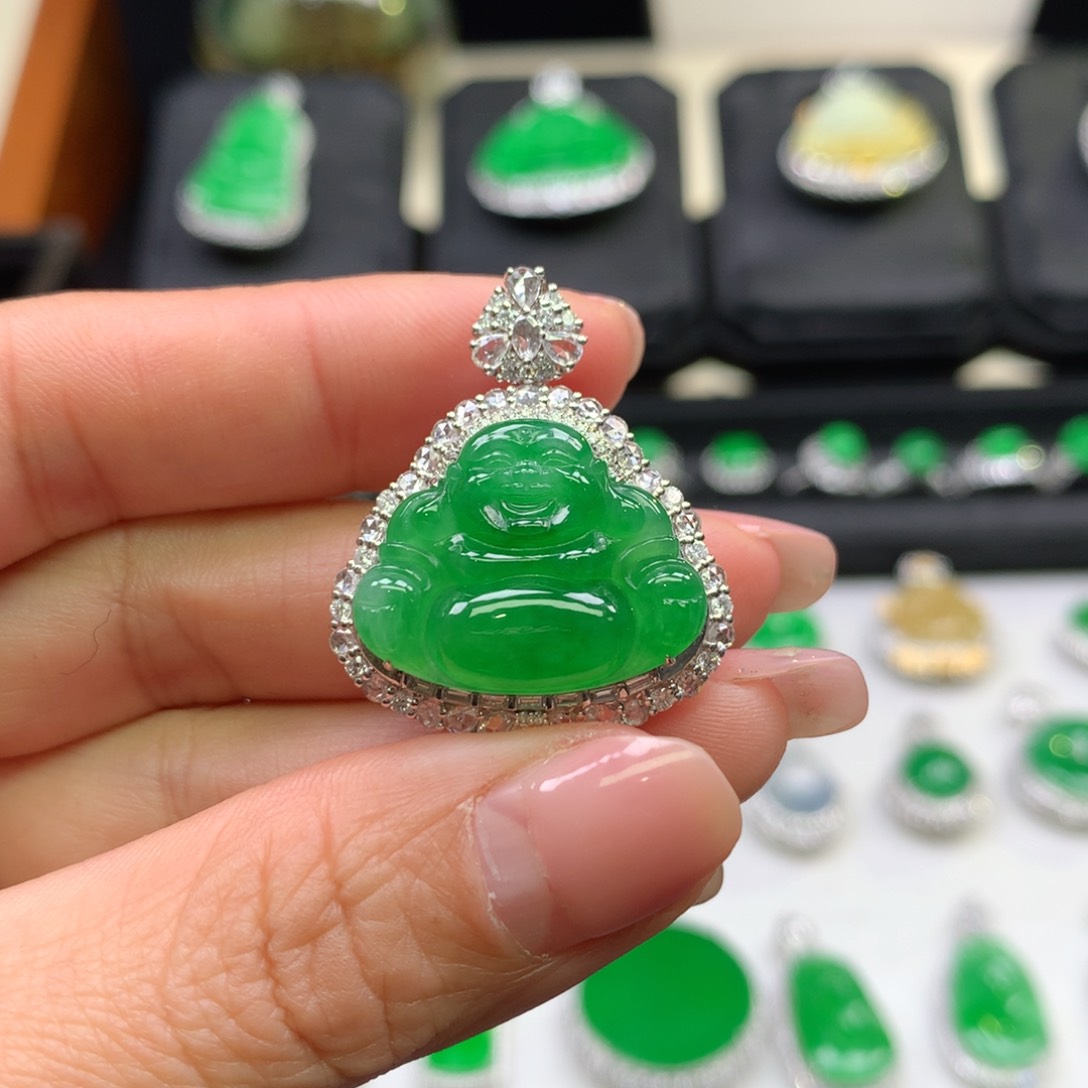 翡翠吊坠(不含链)18K金镶嵌