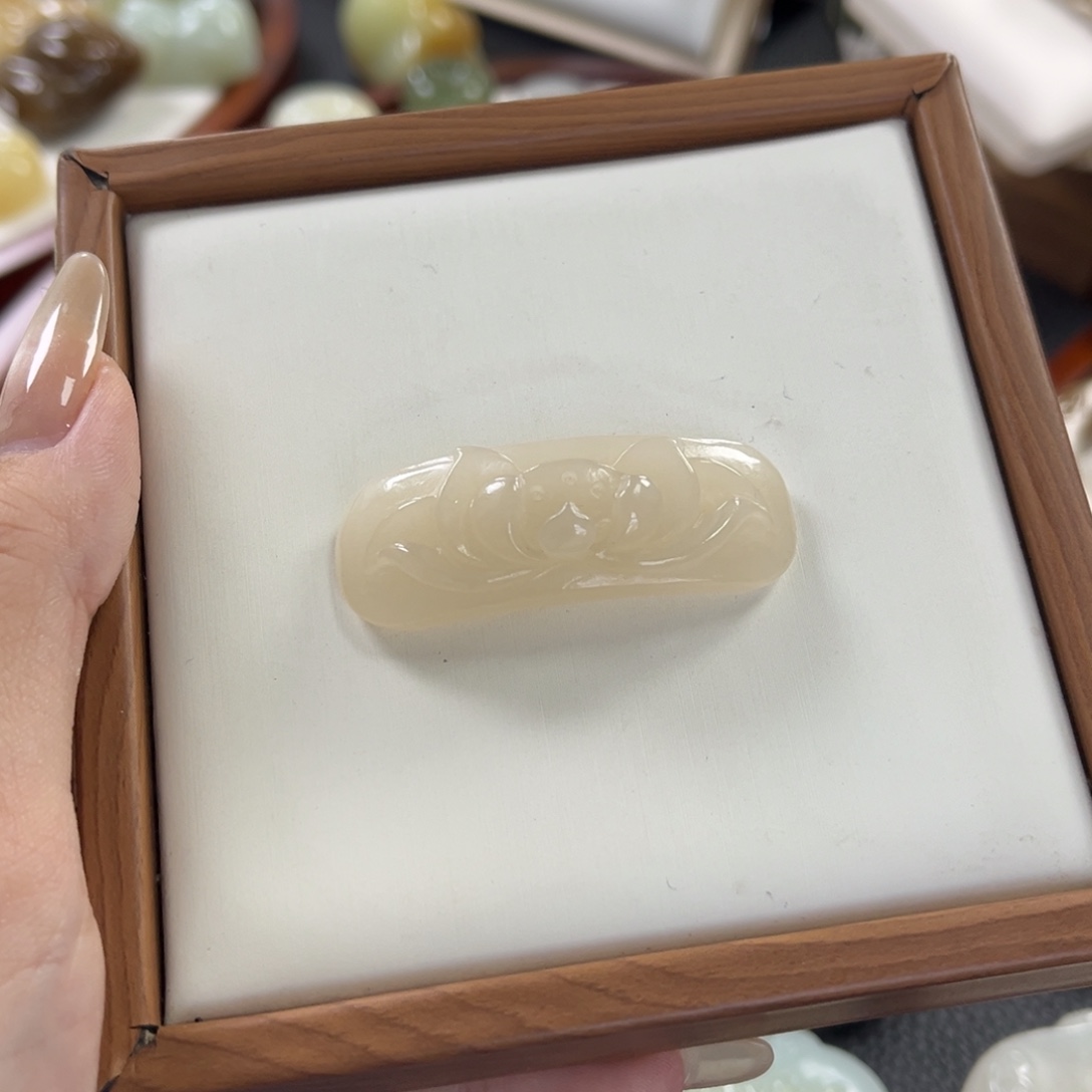 安***好颈饰未镶嵌和田玉