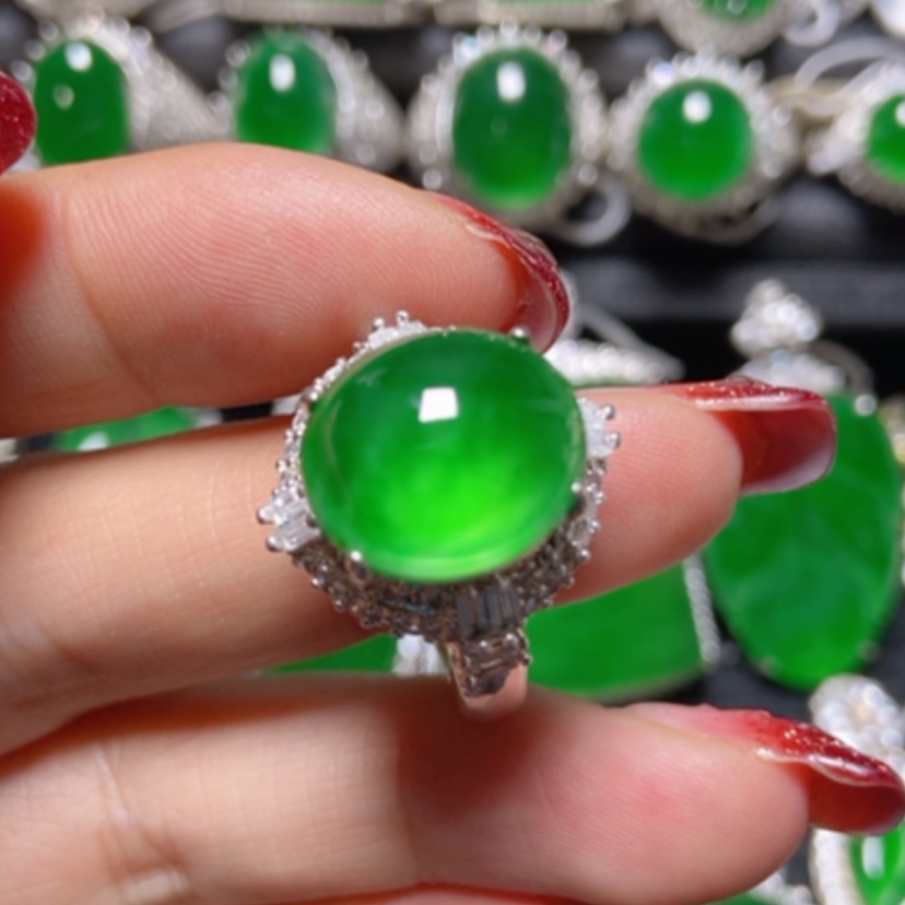 【闪购商品】翡翠颈饰未镶嵌翡翠