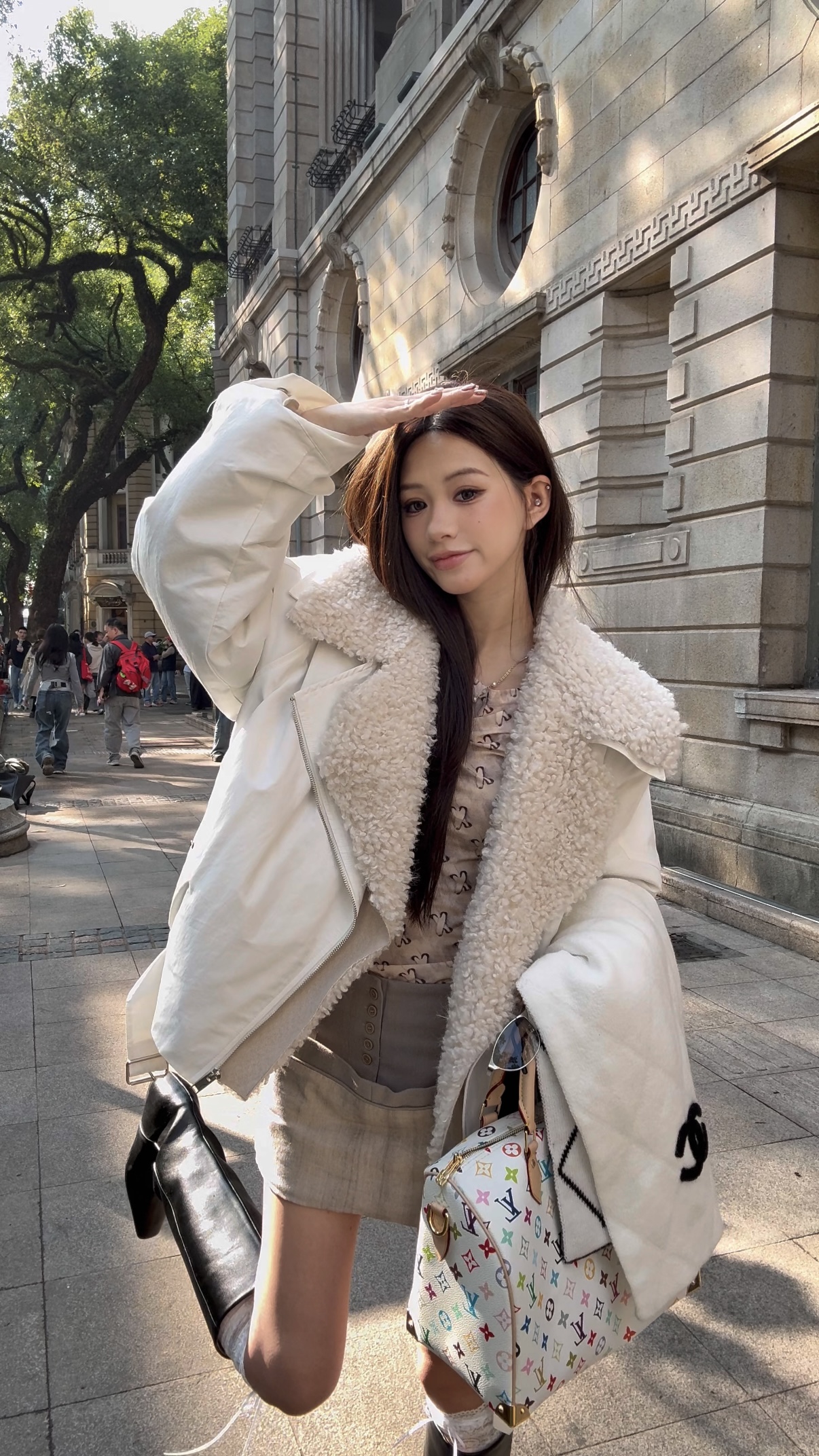 【汀小野】冬季宽松阔版百搭可拆卸皮毛一体内胆毛毛短外套女 Y1016