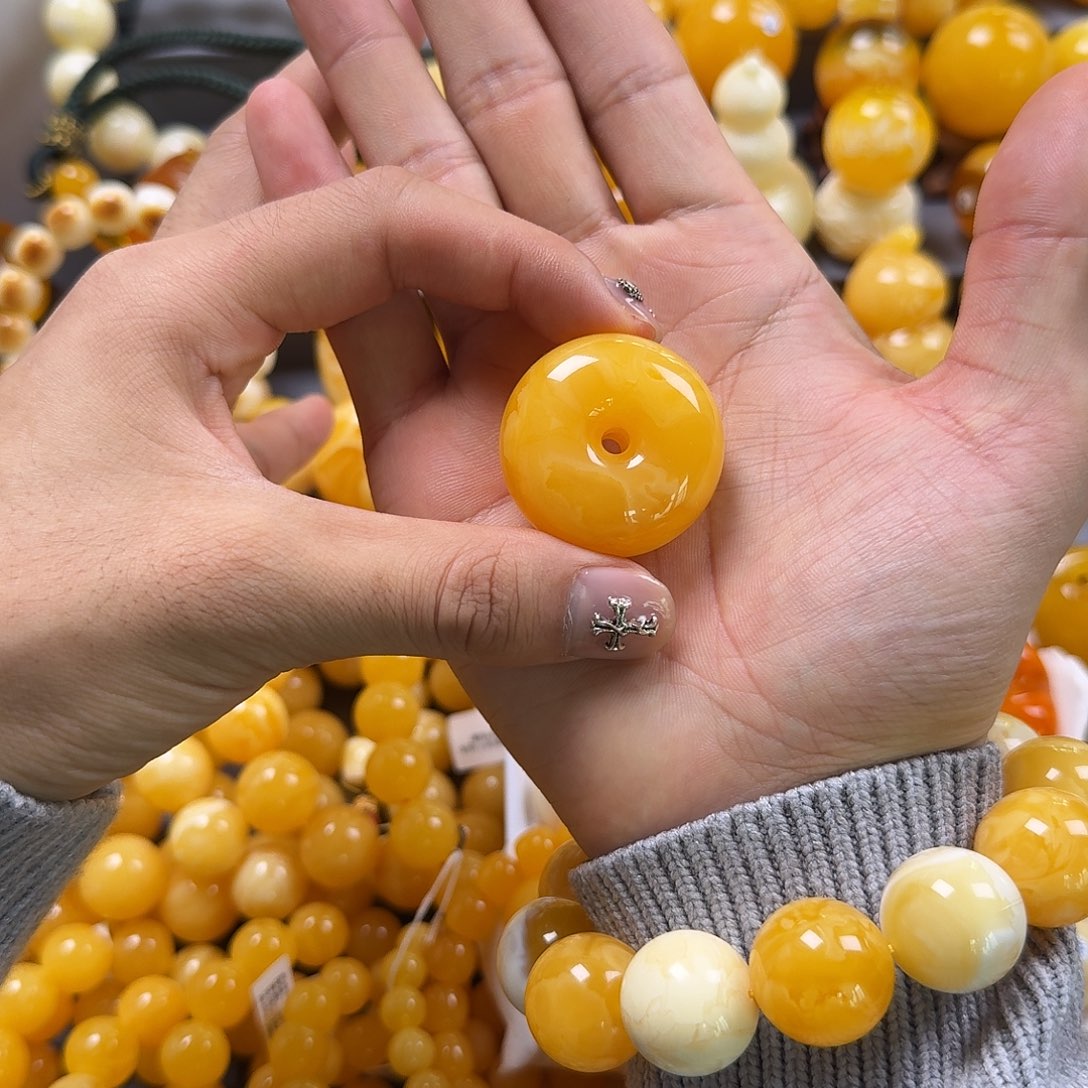 琥珀珠宝奇石未镶嵌平安扣