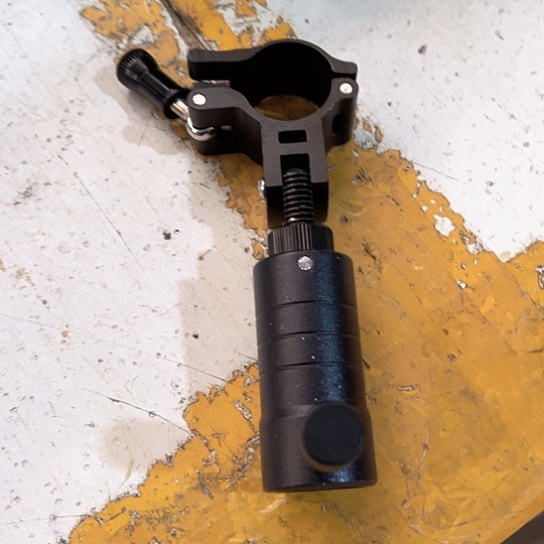 钓椅炮台架随机发。   