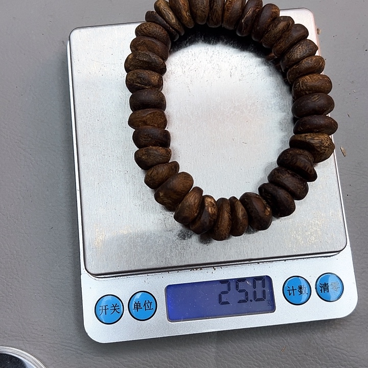 大***度沉香手串1.6mm树丁油单圈24克多性发一