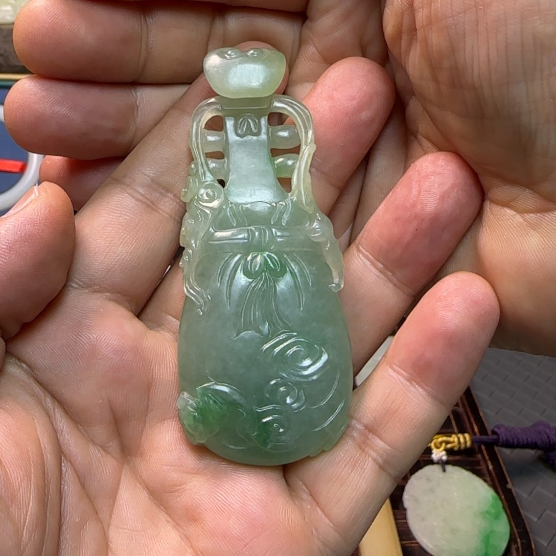 翡翠吊坠(不含链)未镶嵌用****9
