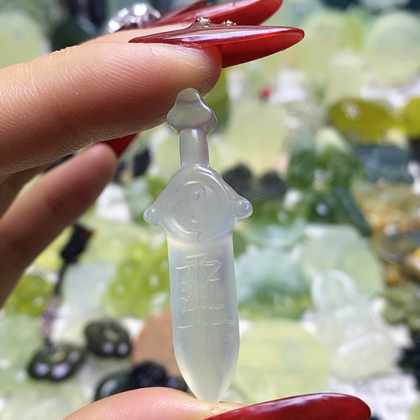 【闪购商品】蛇纹石玉颈饰未镶嵌