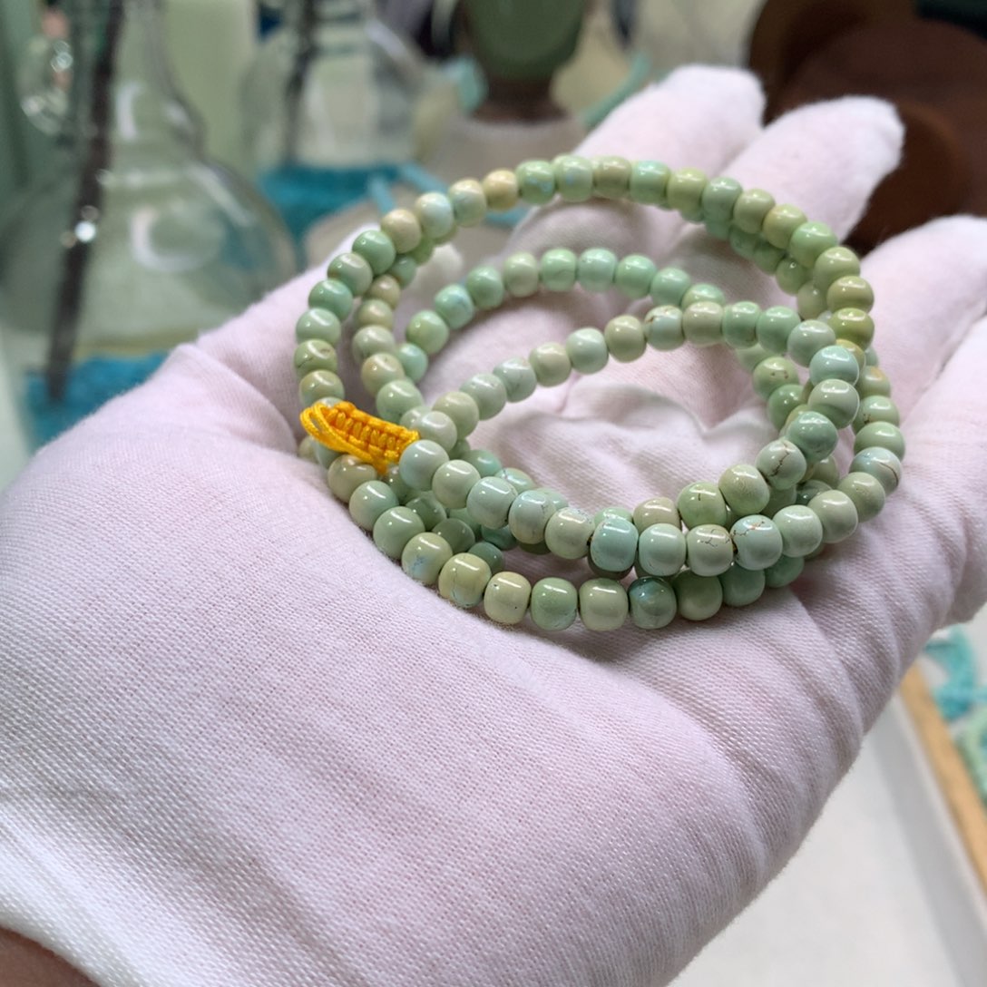 绿松石未镶嵌饰品