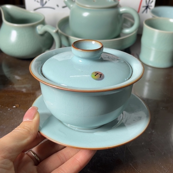 71高乐咯大舅咯来咯摸摸