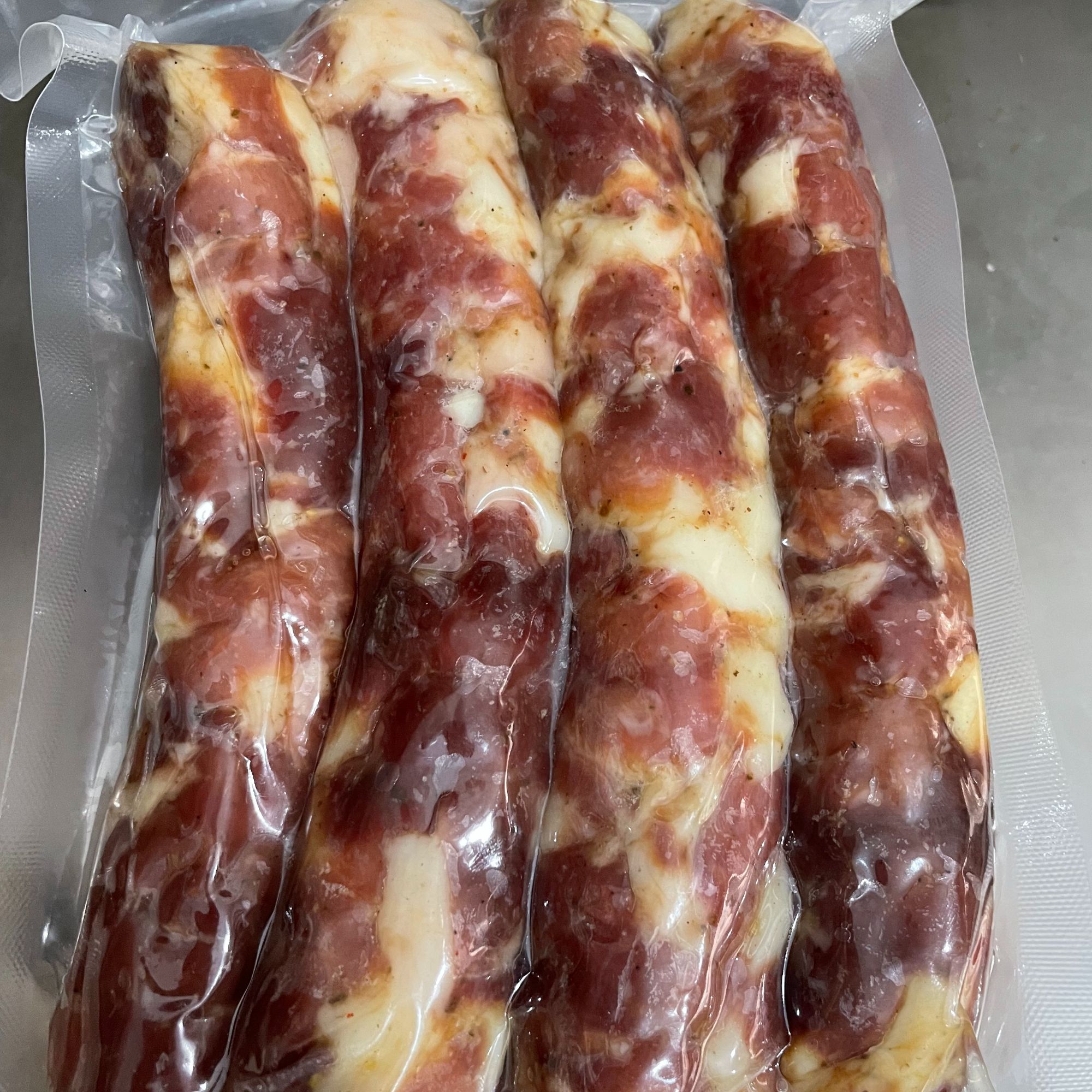 【五妹云南镇雄土特产正宗装香肠原味麻辣农家土猪肉传统0添加香肠