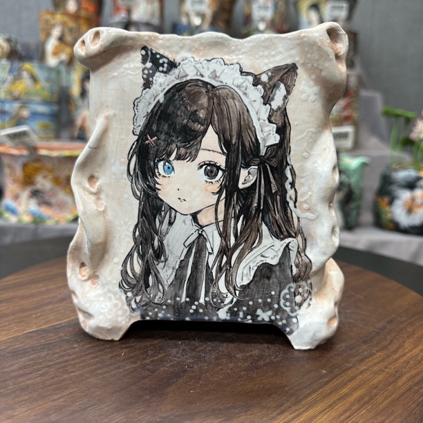 晨辰手绘花盆异瞳女仆