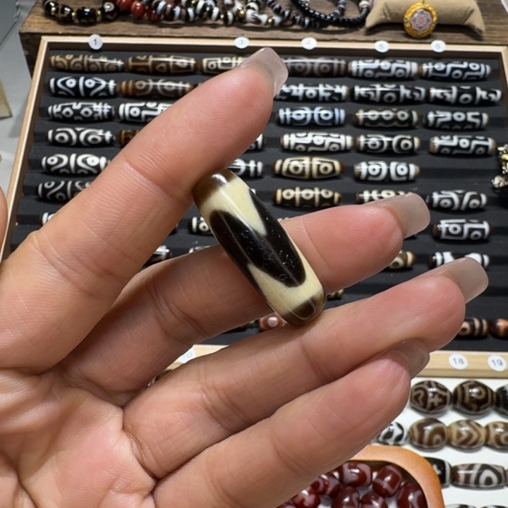 ****尘玛瑙/玉髓未镶嵌颈饰