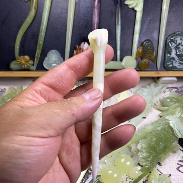 蛇纹石玉未镶嵌发簪