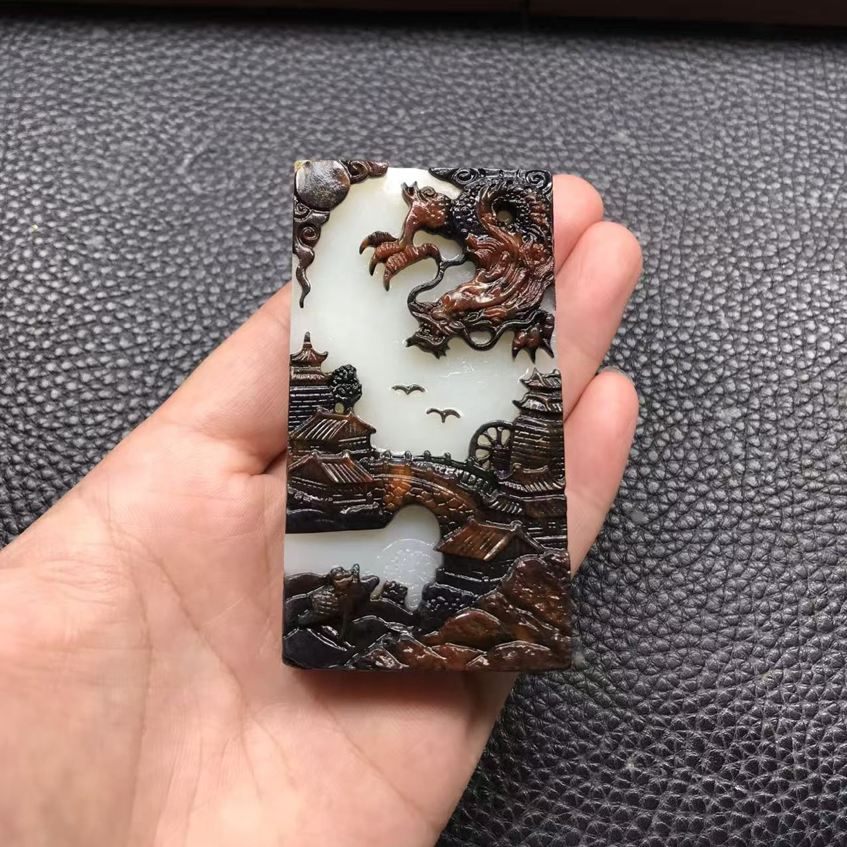 和田玉龙，龙行天下，实物震撼，