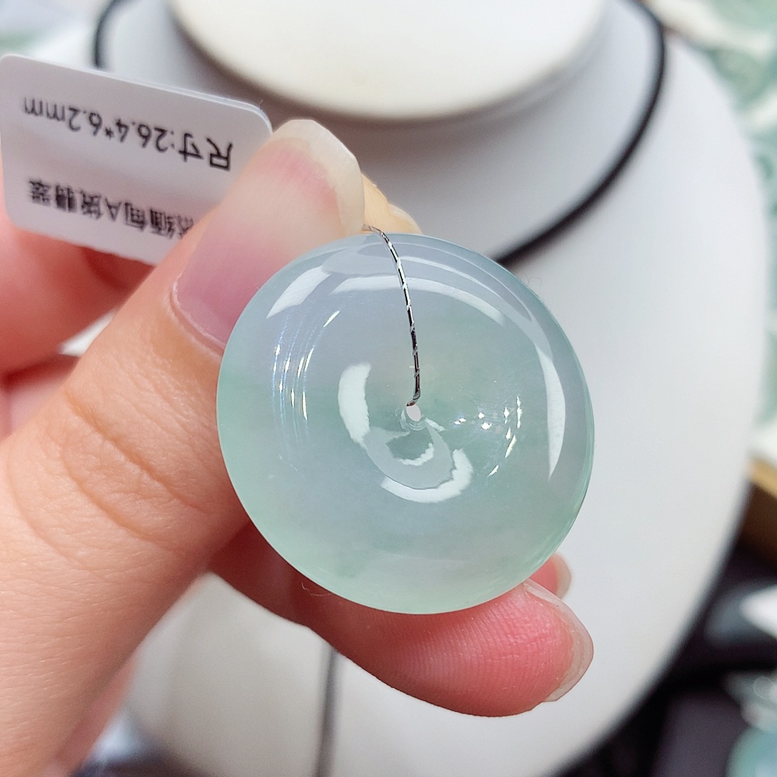 颈饰未镶嵌翡翠翡翠50，26.4/6.2