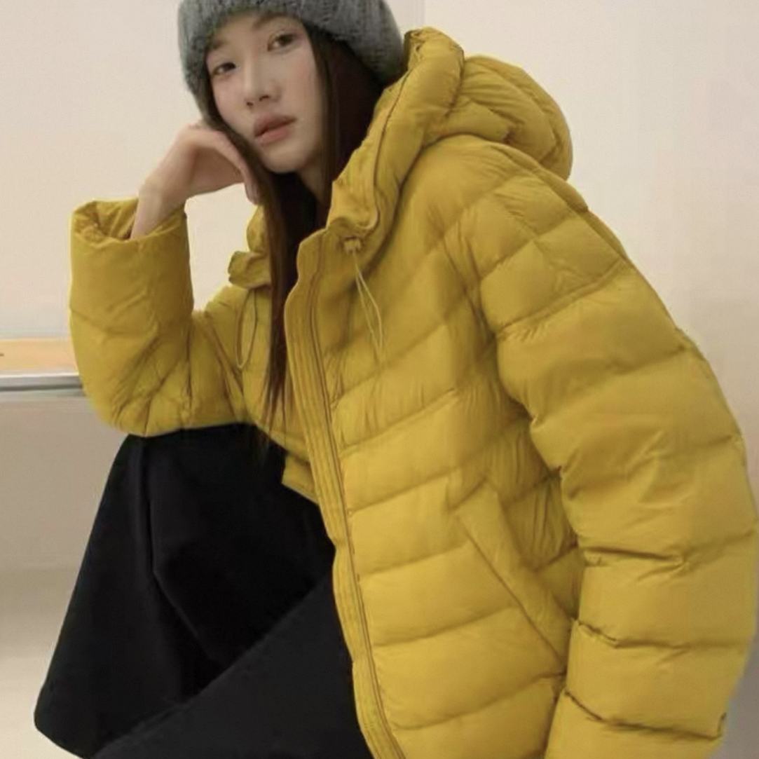 石墨烯云绒排骨连帽女短外套 9862款
