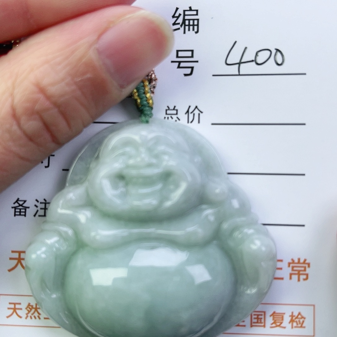 翡翠颈饰未镶嵌佛公