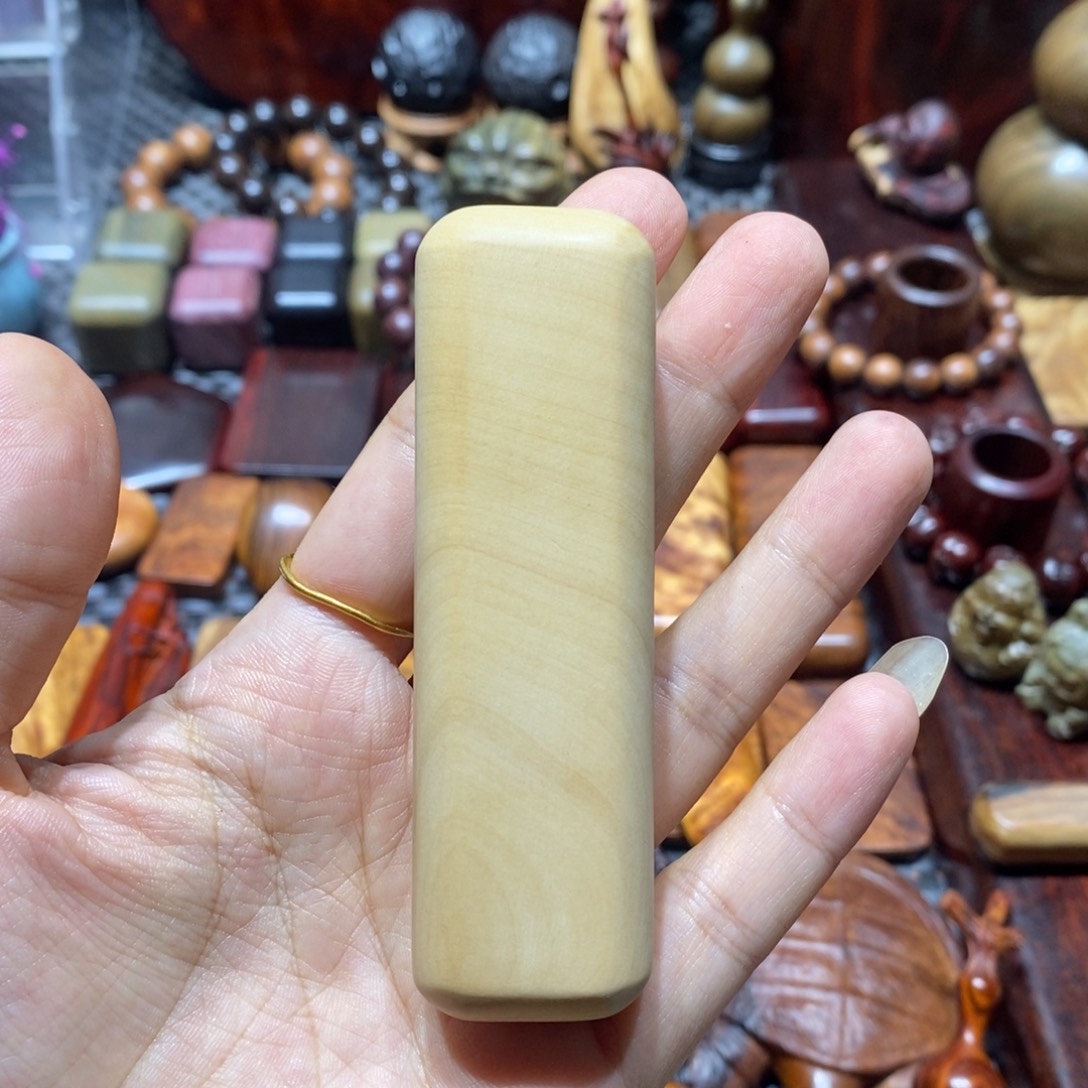 敬***知木黄杨木木块一个