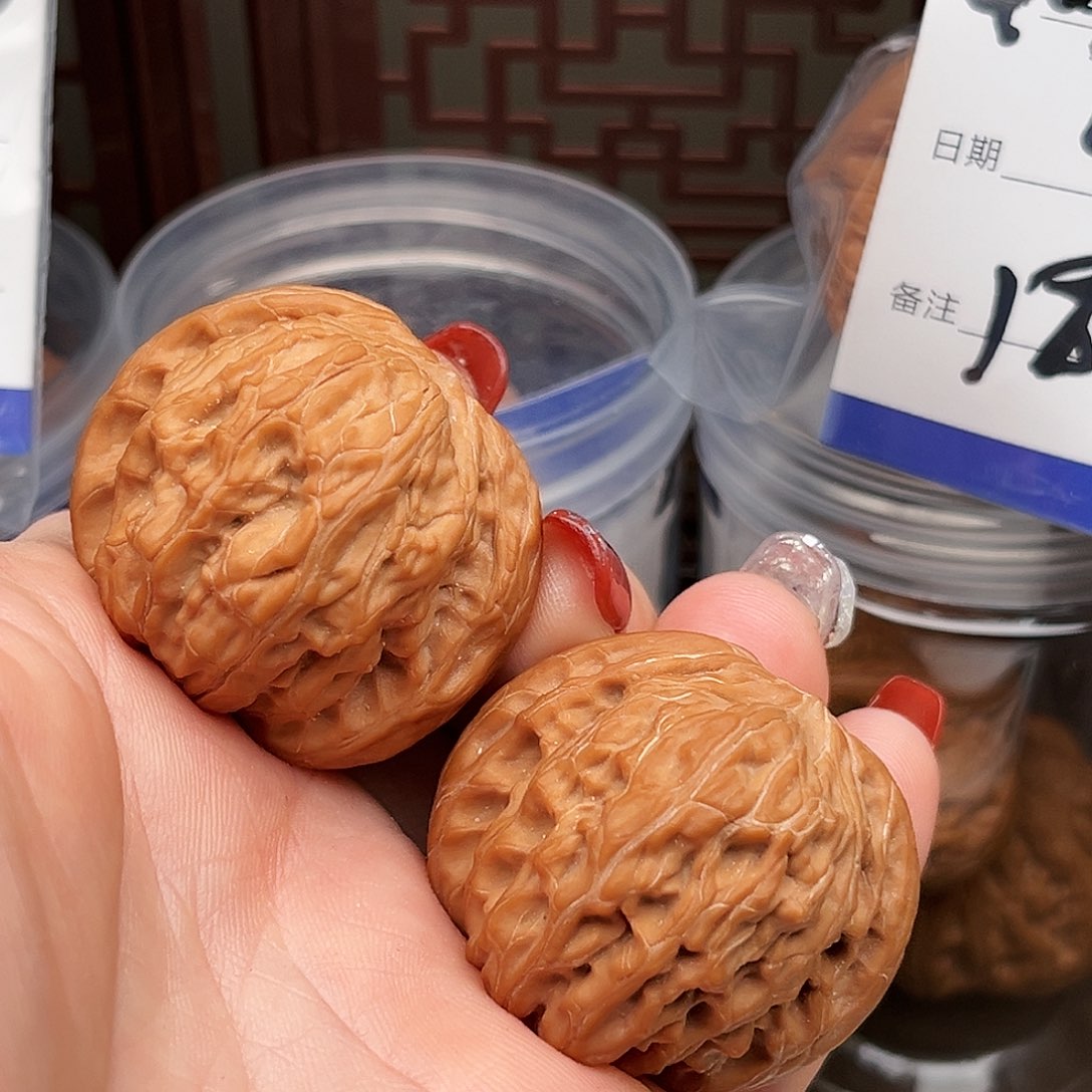 文玩核桃把件撡**嗶磨盘