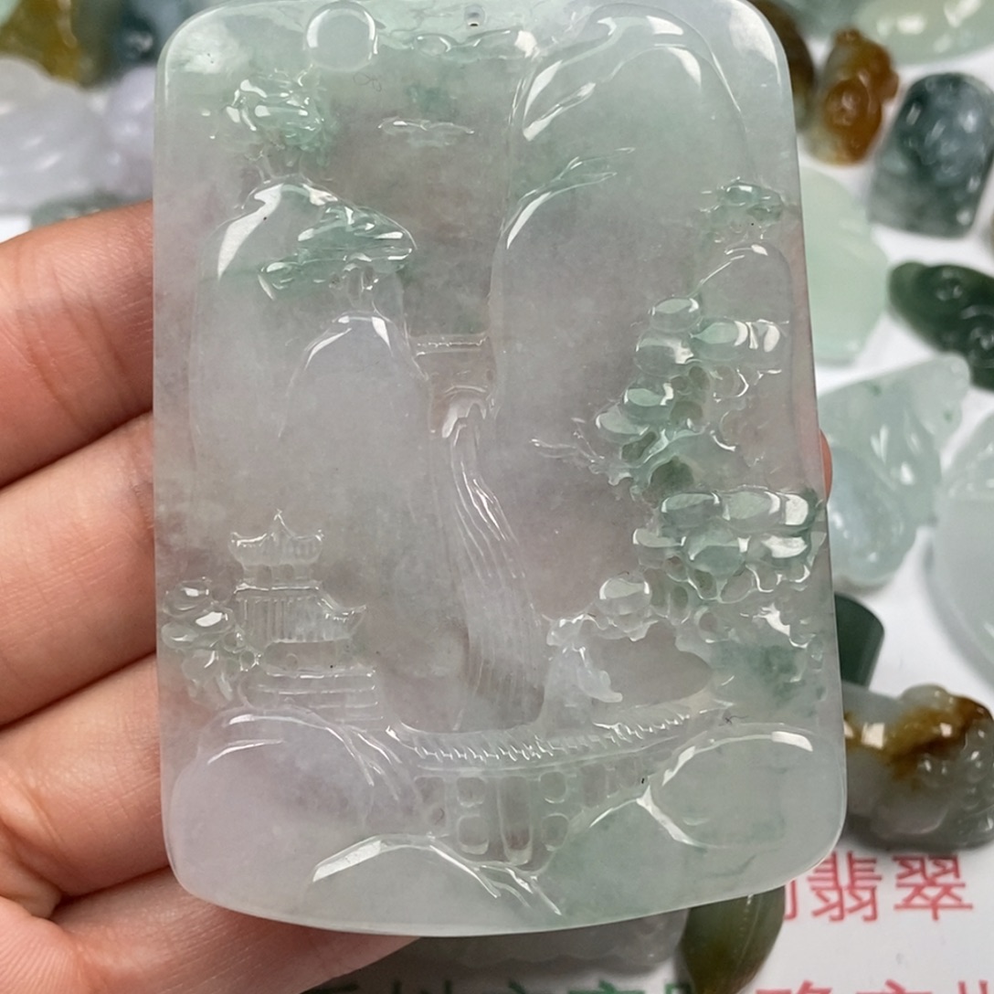 翡翠未镶嵌颈饰翡翠