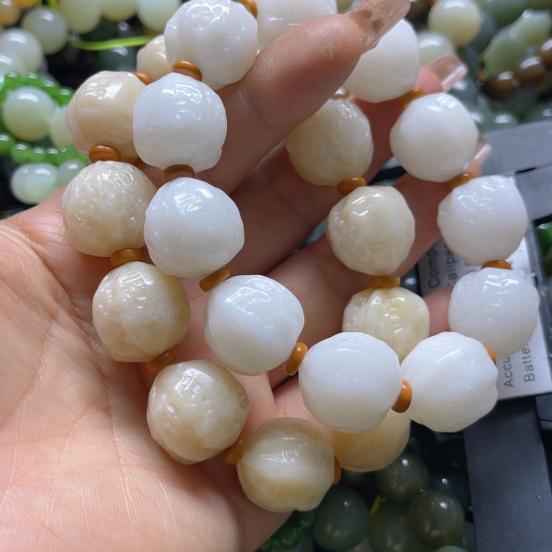 和田玉手链未镶嵌