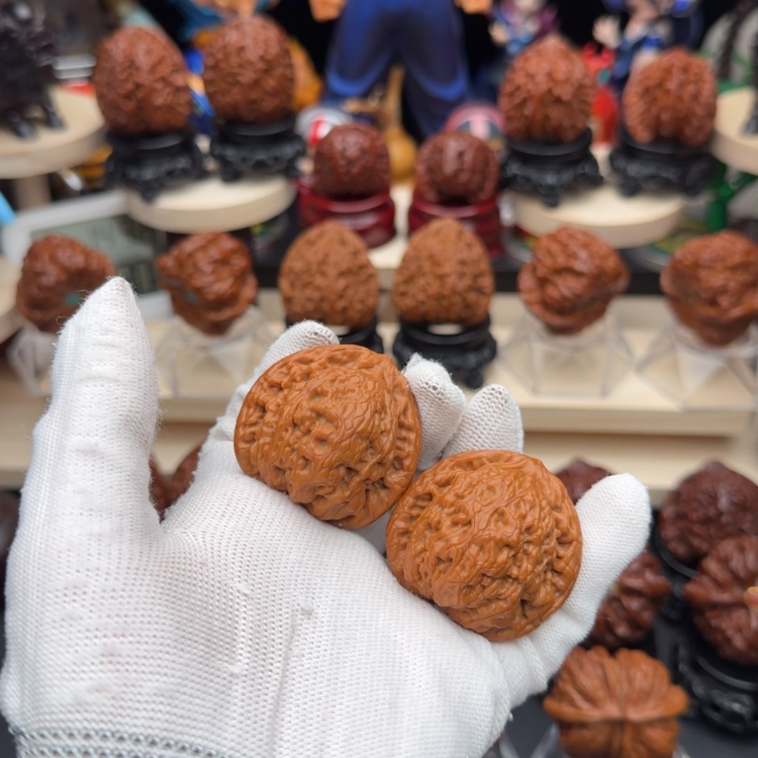 文玩核桃吊坠40全品金公子