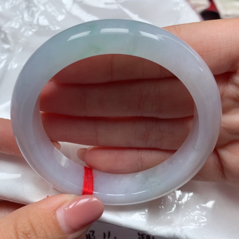 【闪购商品】翡翠手镯未镶嵌54圈