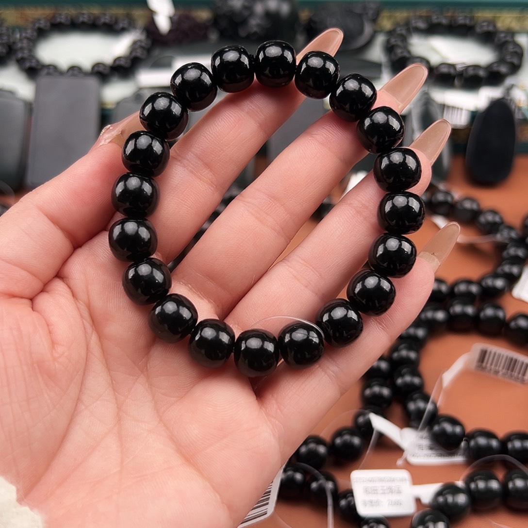 和田玉未镶嵌手串