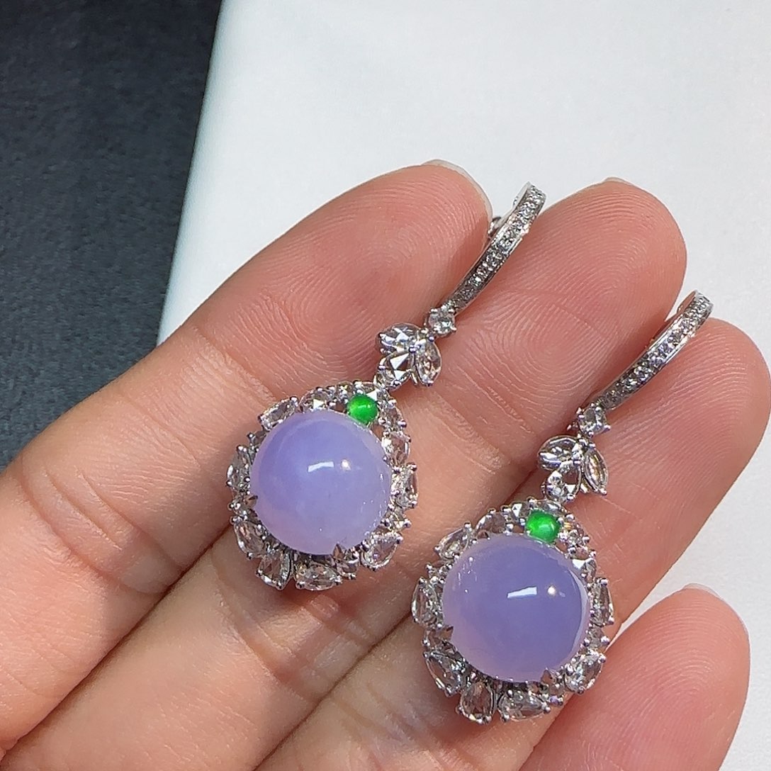 翡翠18K金镶嵌耳坠蛋面