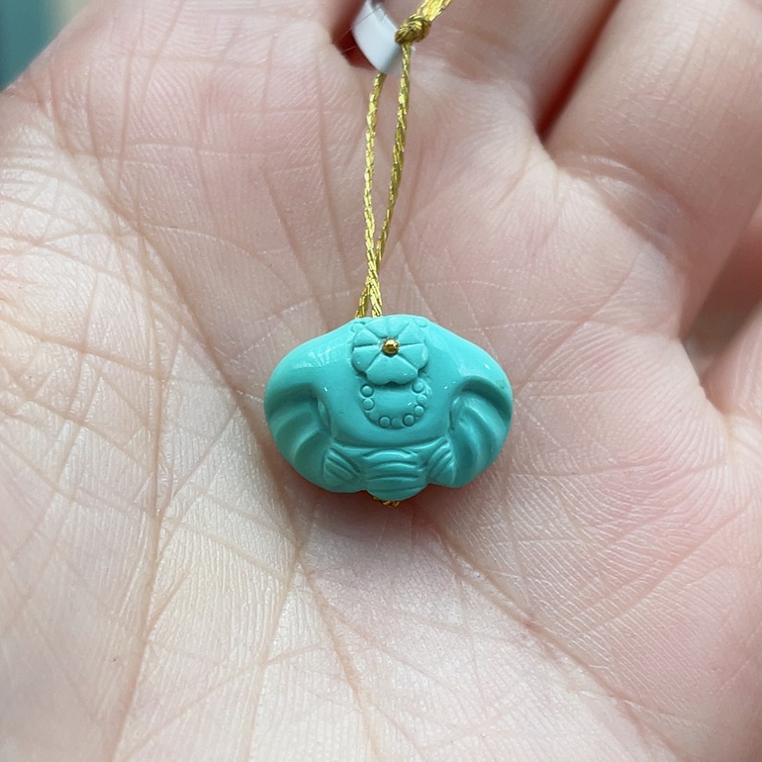 绿松石颈饰未镶嵌