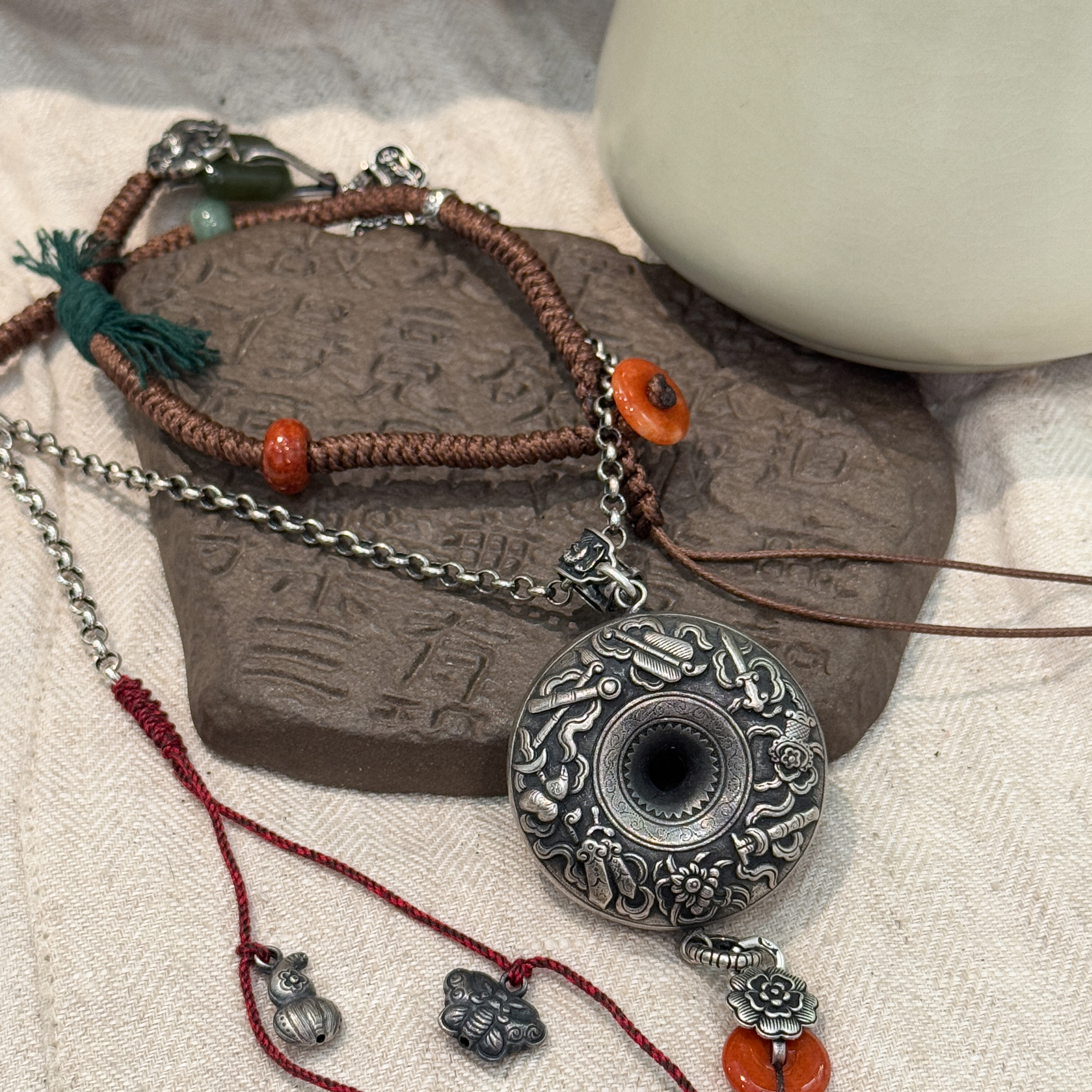 链子足银 <大头姐>N17759 雕刻八仙平安扣蝴蝶葫芦编绳拼接项链