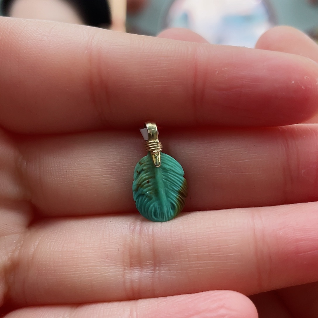 绿松石颈饰未镶嵌