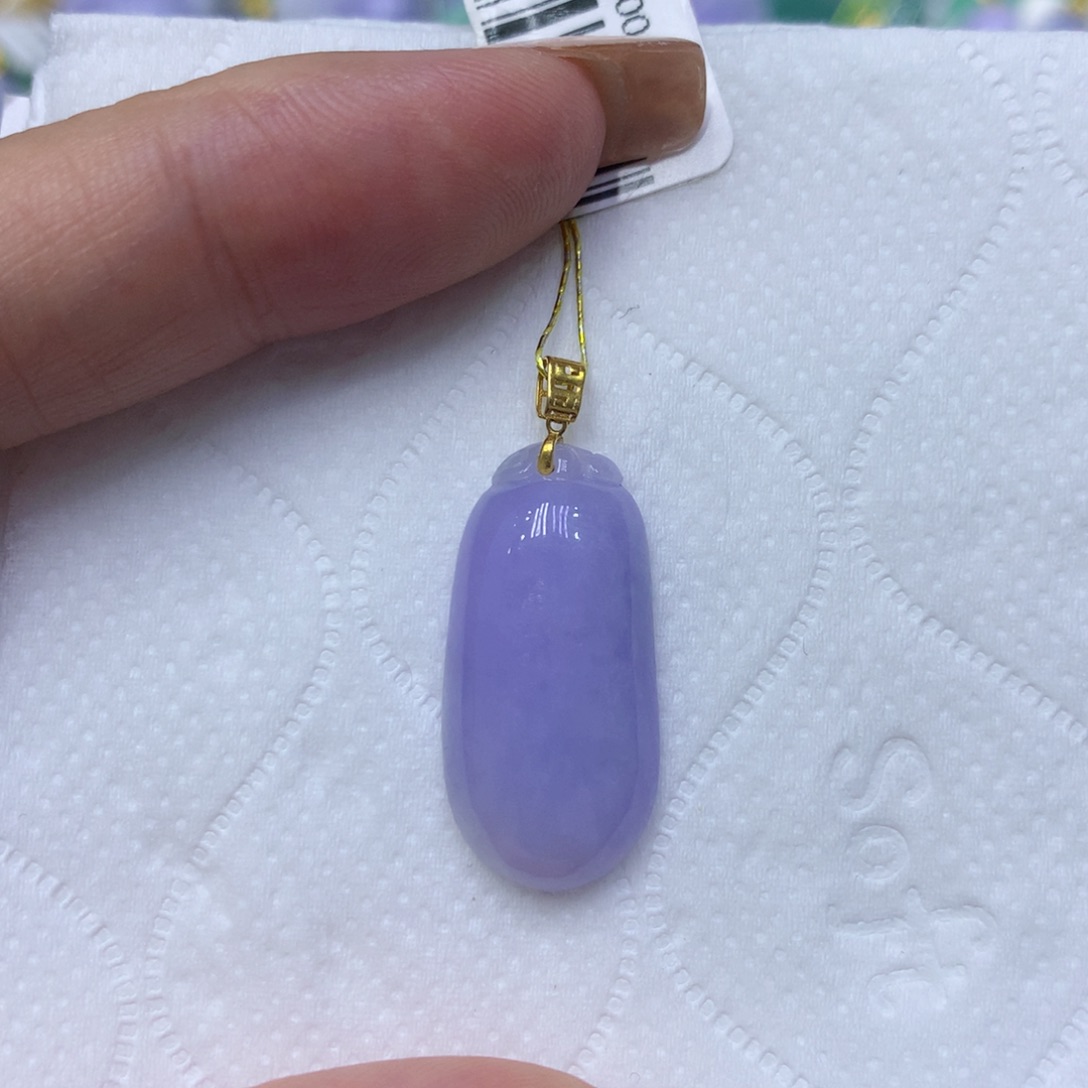 颈饰18K金镶嵌翡翠