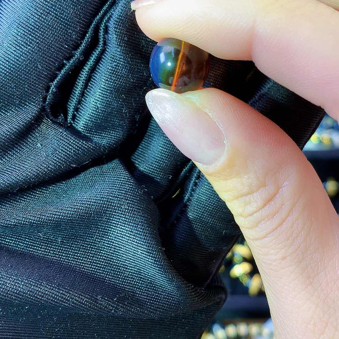 琥珀珠宝奇石未镶嵌S****摇