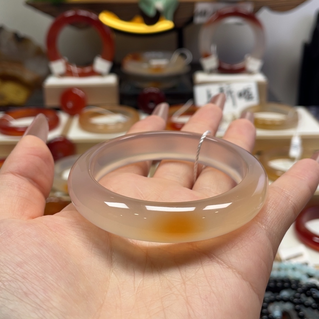 玛瑙/玉髓未镶嵌手镯