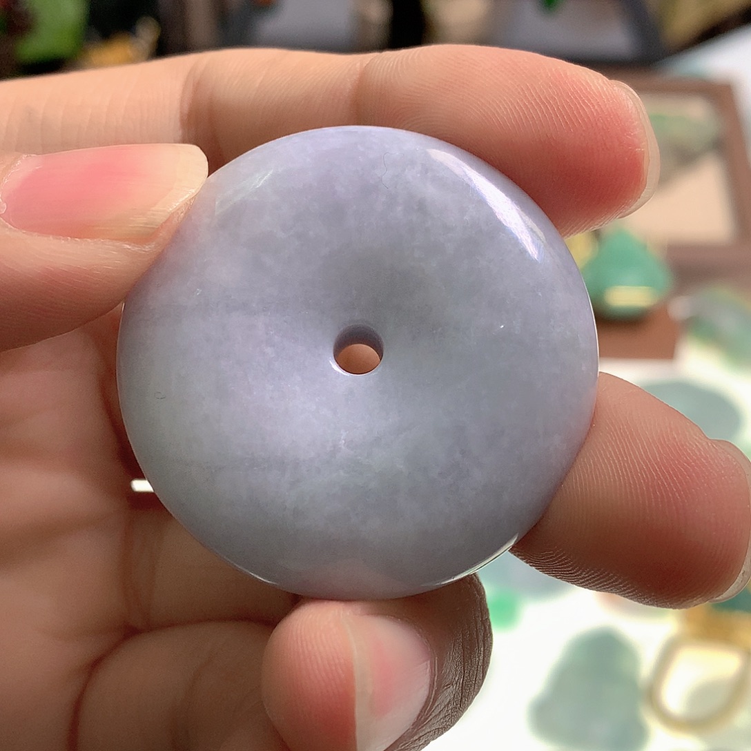 翡翠未镶嵌颈饰翡翠首饰