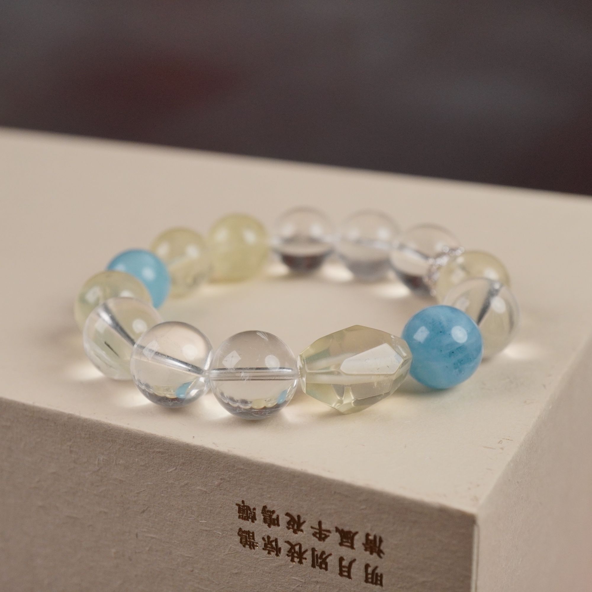 天然白水晶14mm柠檬黄水晶海蓝宝多宝设计小清新风格时尚手串s48