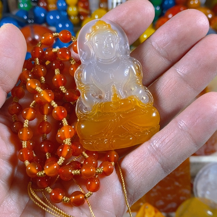 玛瑙/玉髓颈饰未镶嵌么****…