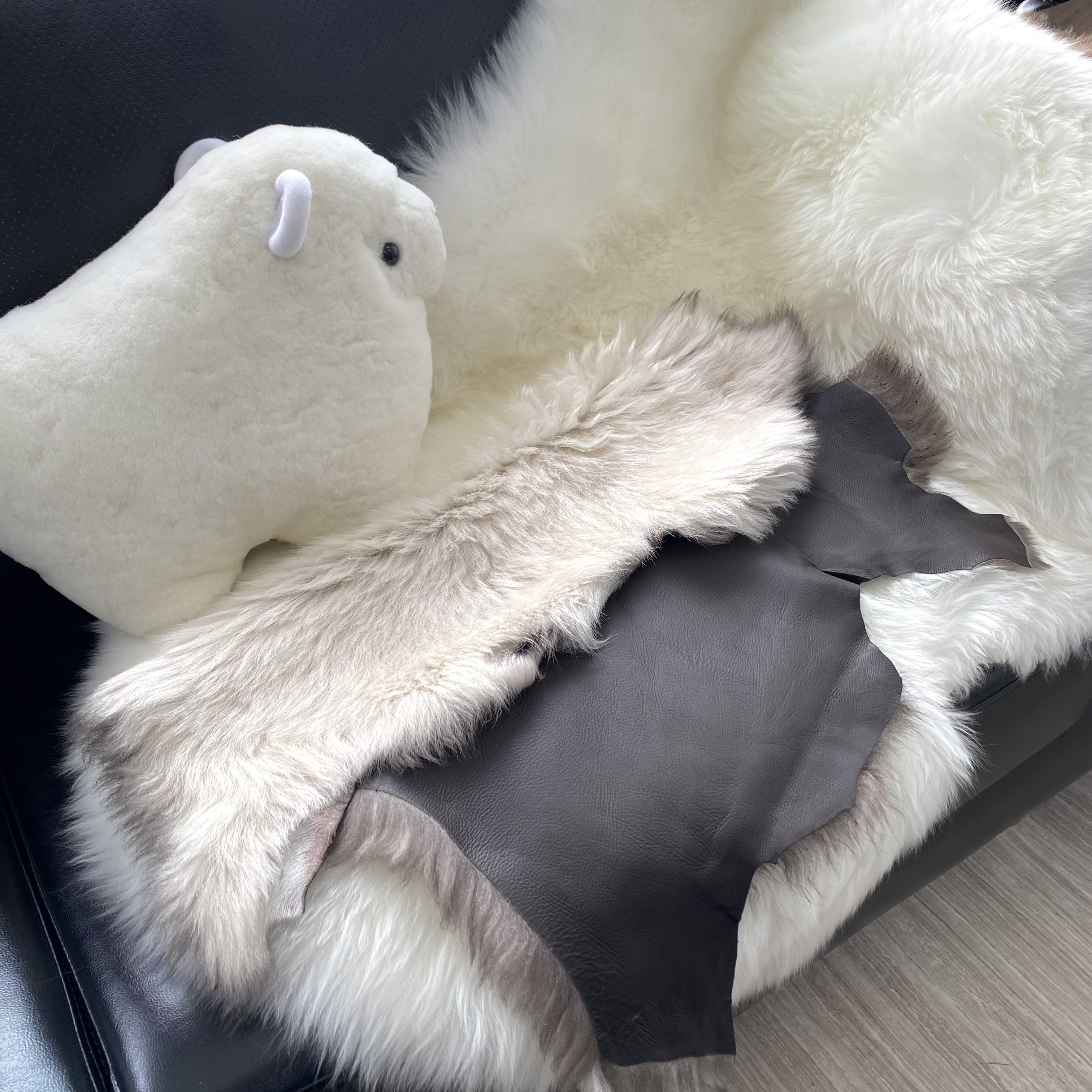 100%整皮皮毛一体DIY皮料供应大品牌尾料 