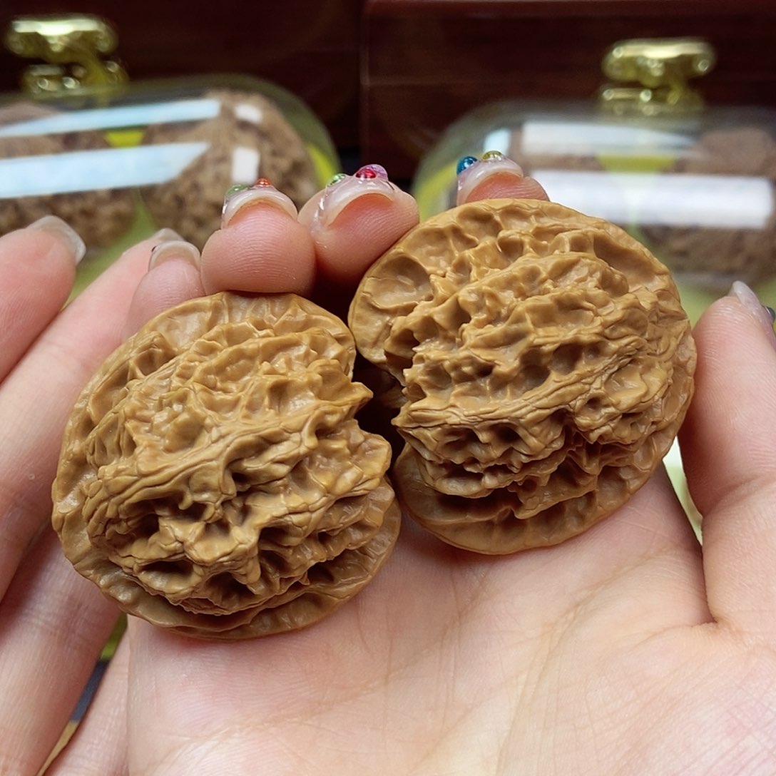 文玩核桃吊坠满****红41苹果园