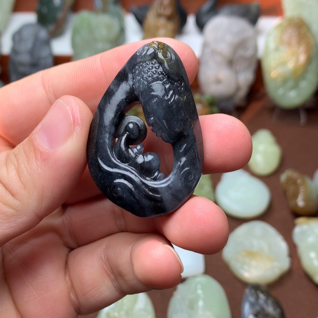 和田玉挂件未镶嵌