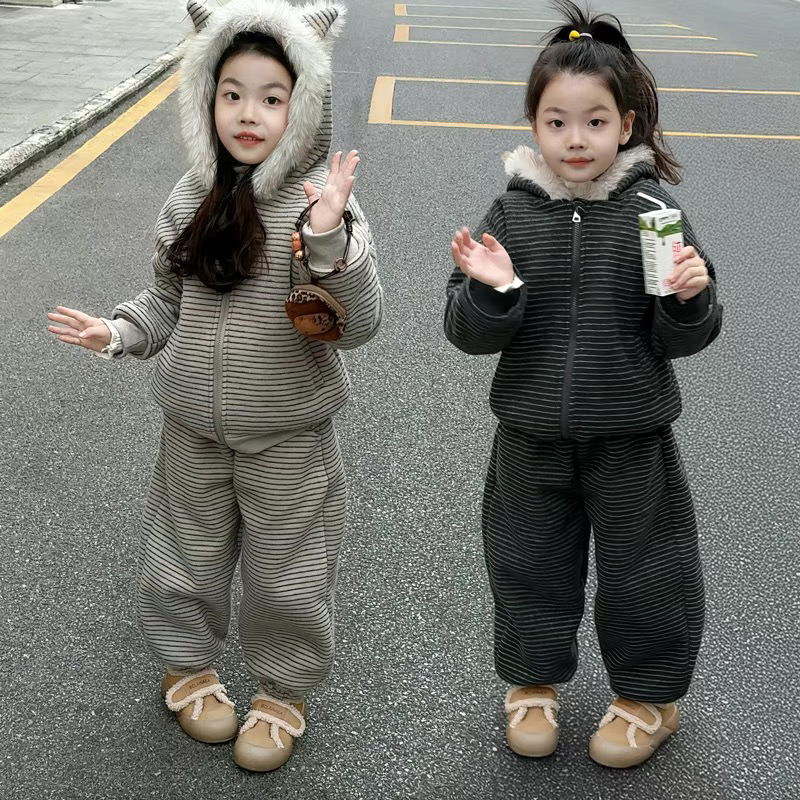 男女童加绒套装2025冬装新款儿童加厚条纹连帽外套保暖卫裤两件套