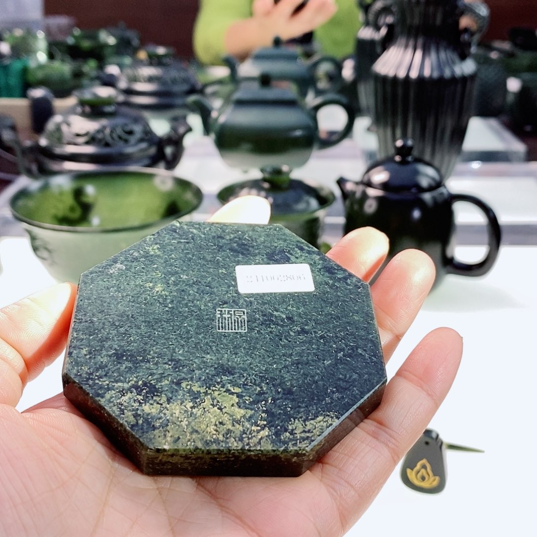 和田玉（青玉）摆件未镶嵌