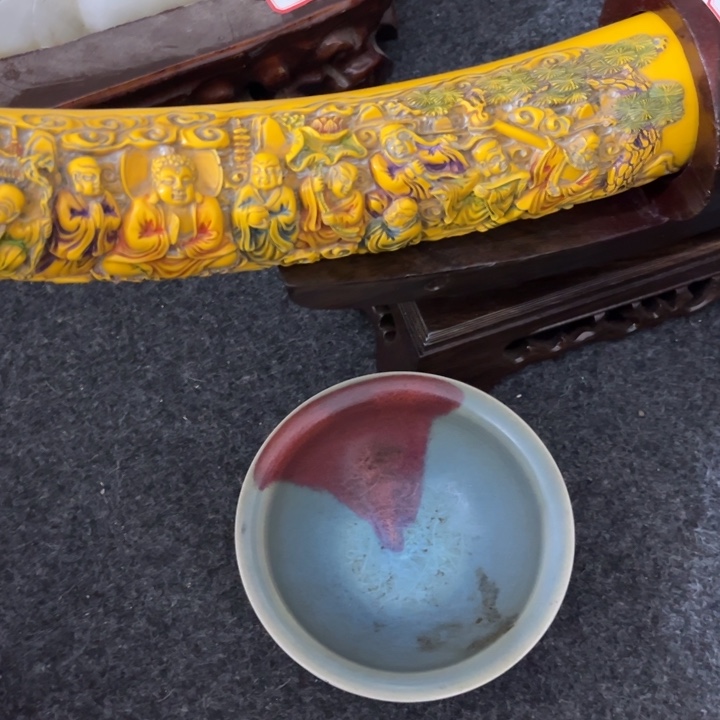 摆件努***福瓷器的造型