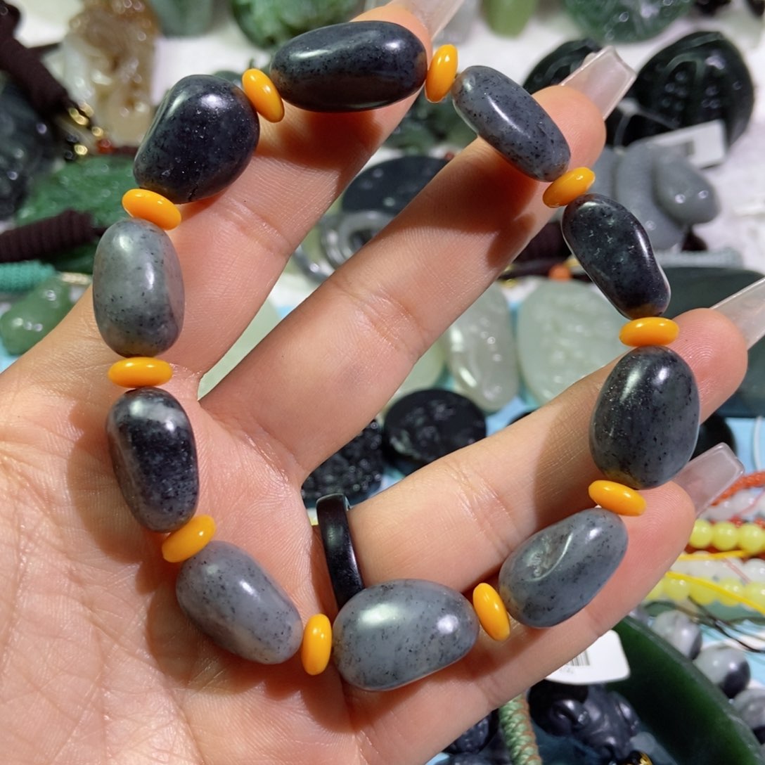 和田玉珠宝半成品未镶嵌