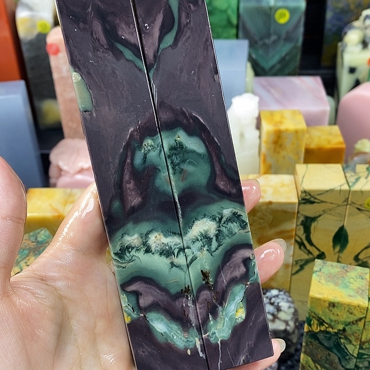 坐***钱青田石印石贵州石头