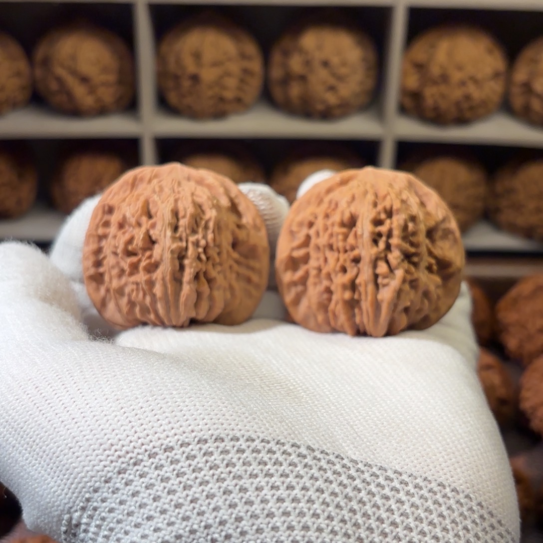 陌***念文玩核桃把件45尺全品四座楼