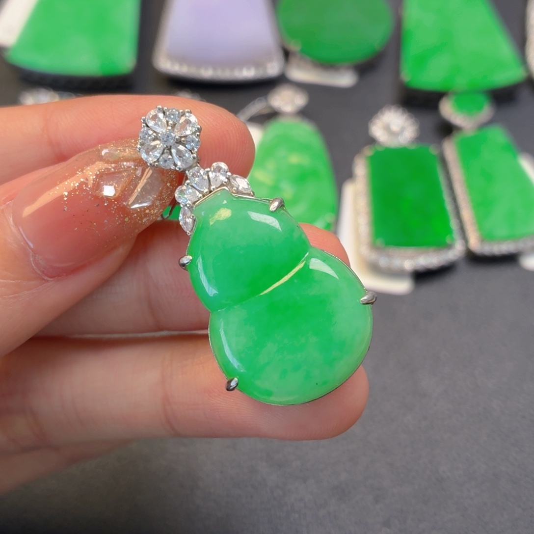 翡翠银S925镶嵌颈饰